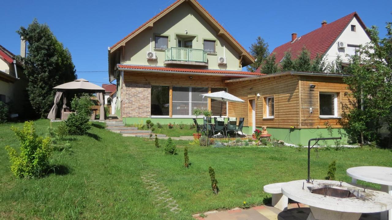 Hotel Hoforras Wellness Vendeghaz à Egerszalók Extérieur photo