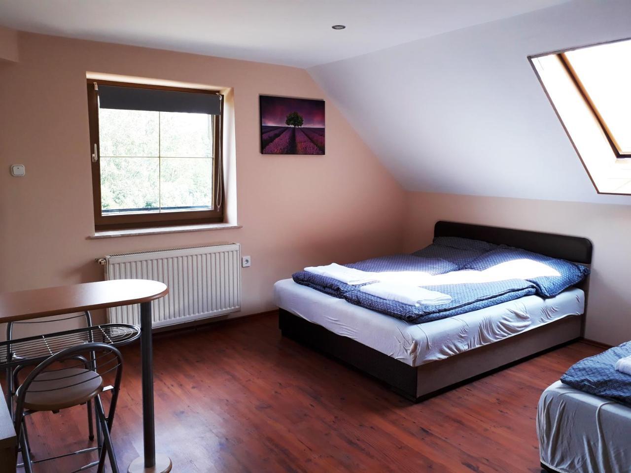 Hotel Hoforras Wellness Vendeghaz à Egerszalók Extérieur photo
