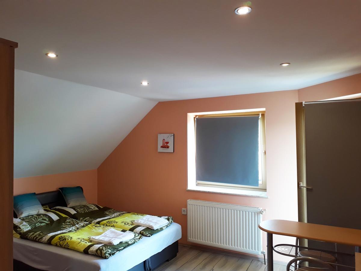 Hotel Hoforras Wellness Vendeghaz à Egerszalók Extérieur photo