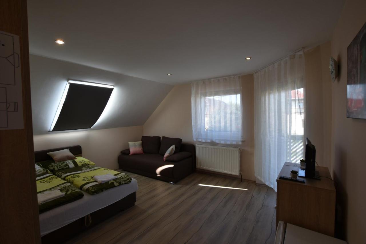 Hotel Hoforras Wellness Vendeghaz à Egerszalók Extérieur photo