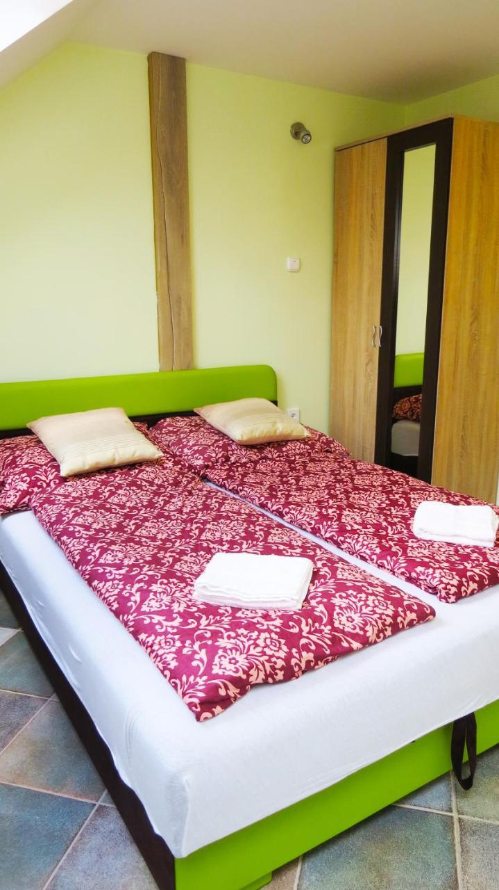 Hotel Hoforras Wellness Vendeghaz à Egerszalók Extérieur photo