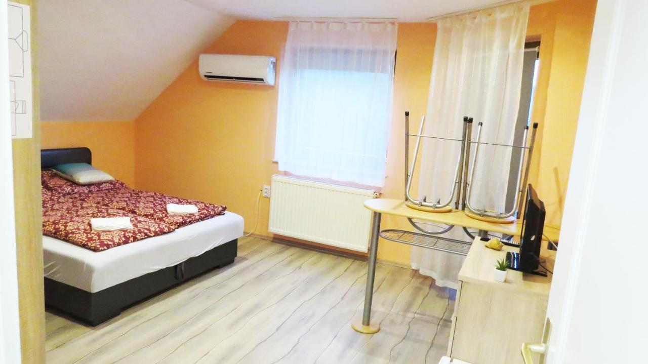 Hotel Hoforras Wellness Vendeghaz à Egerszalók Extérieur photo